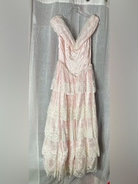 Zum Zum Baby Pink Lace Prom Gown 7/8 Off Shoulder Vintage 80s Formal